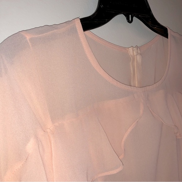 NWT Lulus chiffon dress with flutter yoke/sleeves - Picture 4 of 7